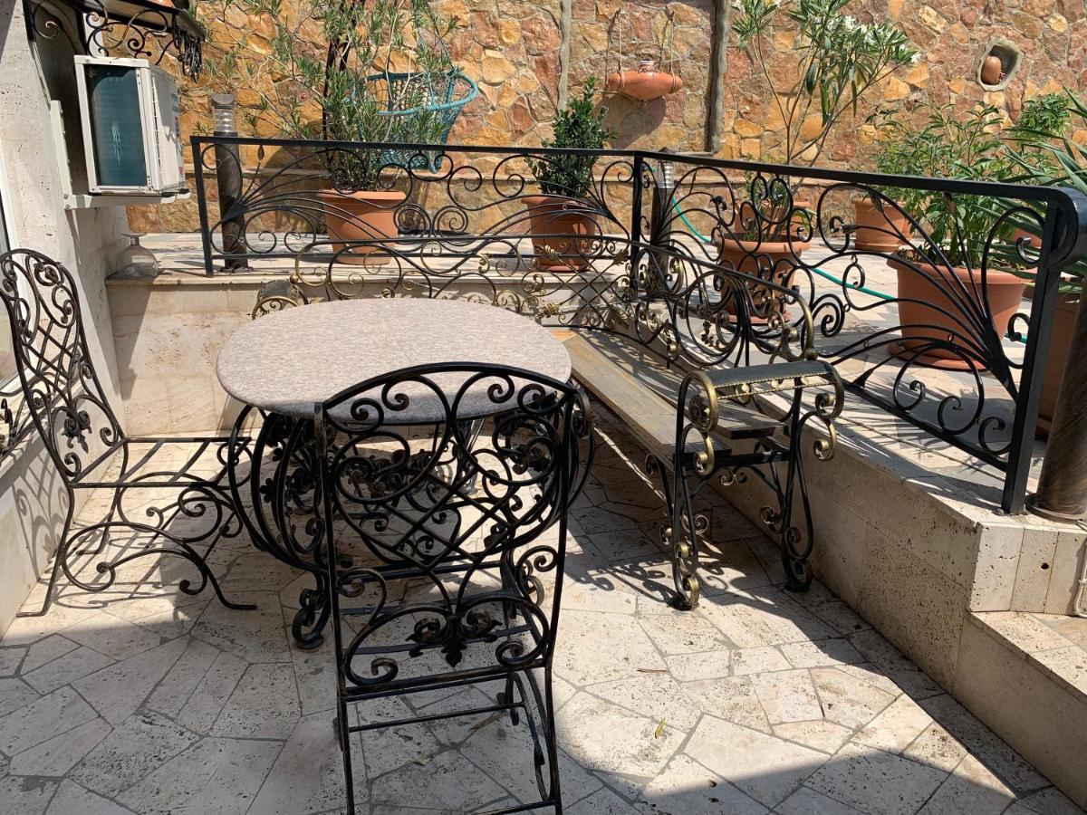 Exclusive Wine & Gastro Yard Hotel Yeghegnadzor Exterior photo